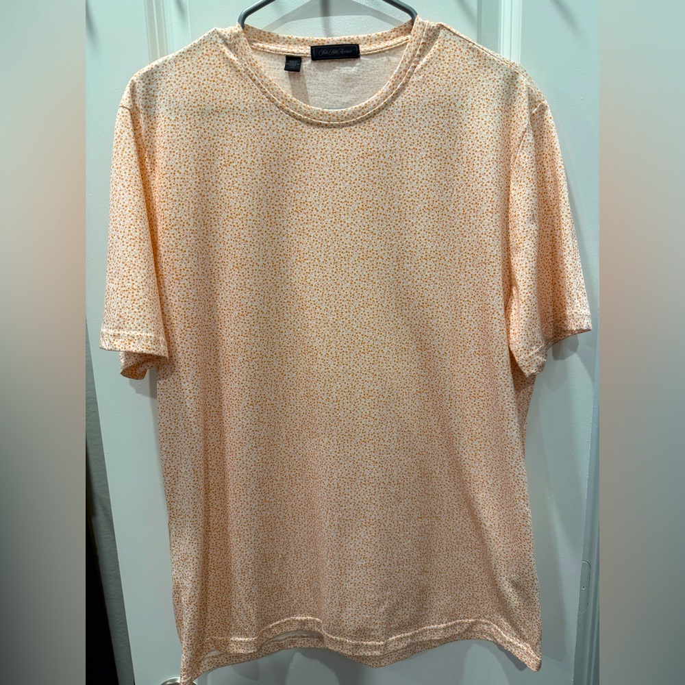 NWOT Saks 5th Avenue Made in Italy 🇮🇹 Large T-Shirt, 100% cotton